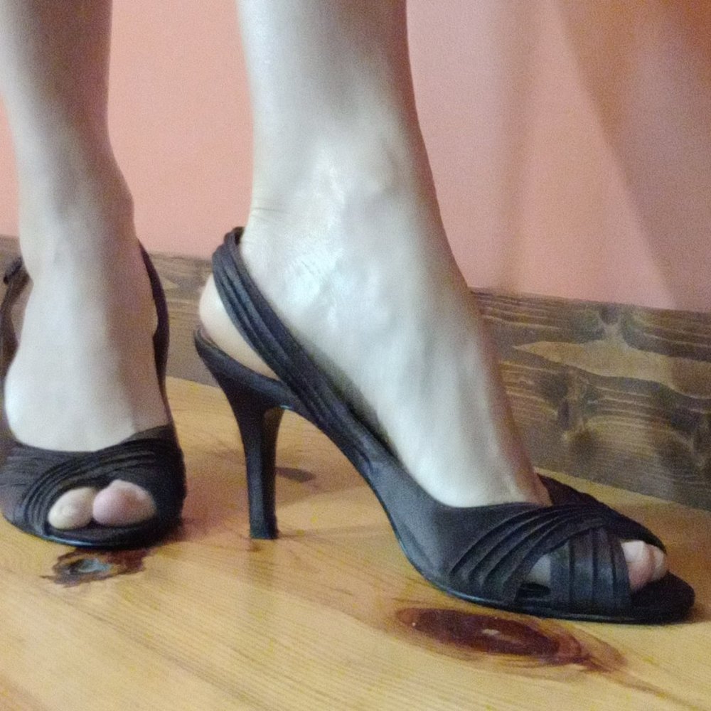 Brown satin Nina sling back heels size 7M